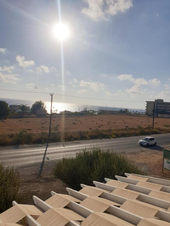 Blue Seaview Appartments Paphos Exterior foto
